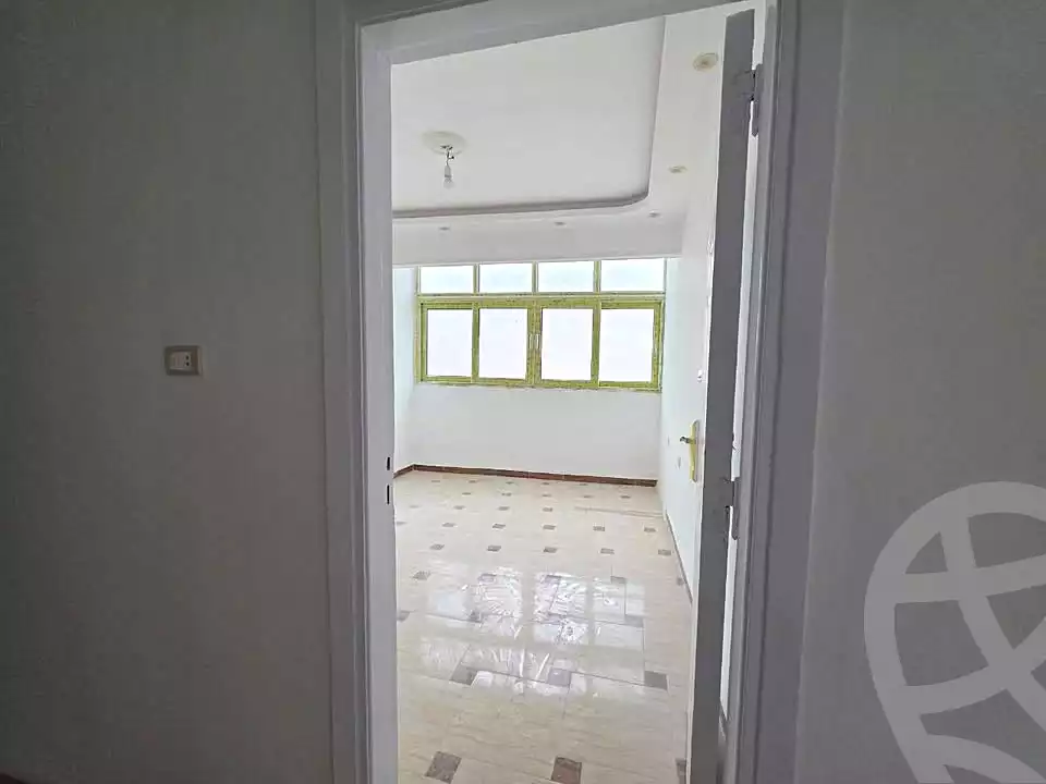 https://aqarmap.com.eg/ar/listing/6850796-for-sale-alexandria-sydy-bshr