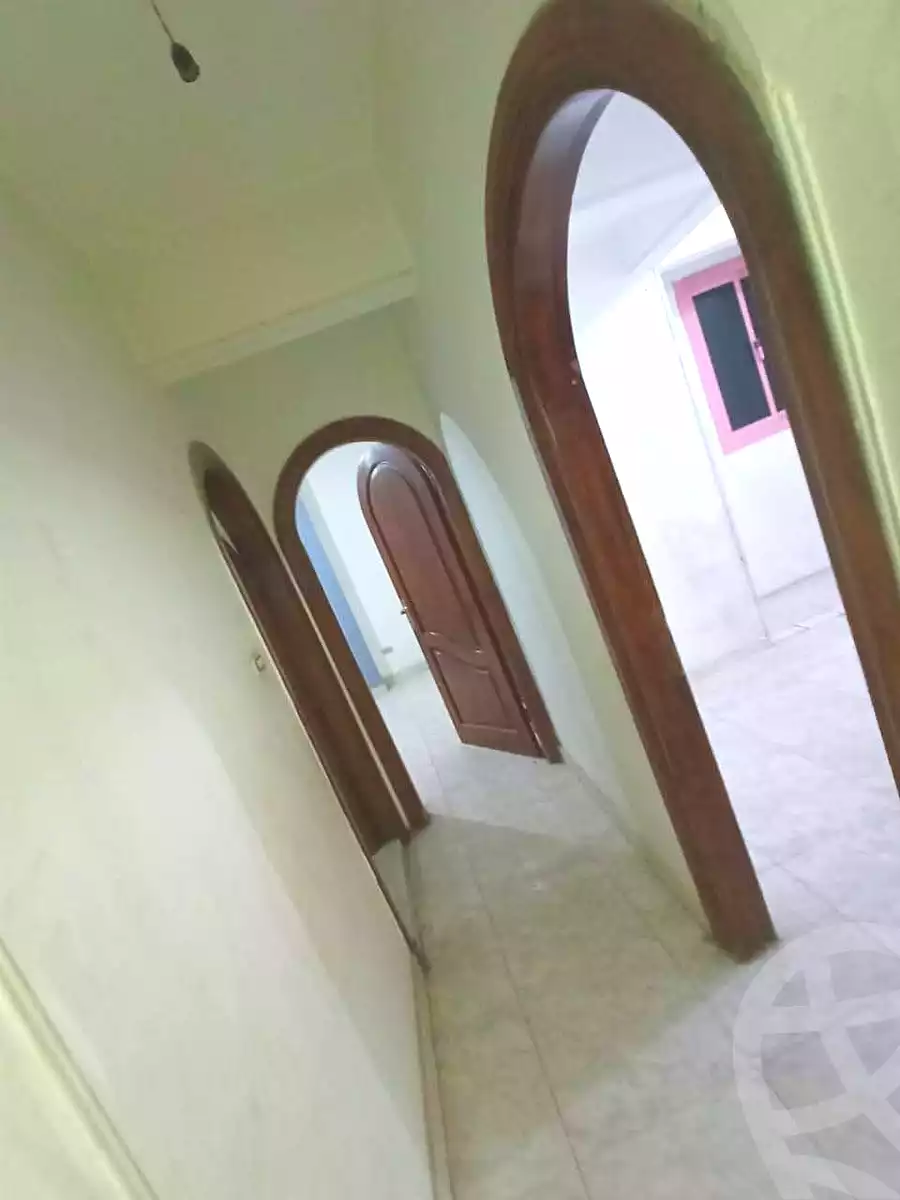 https://aqarmap.com.eg/en/listing/6850874-for-sale-cairo-helwan-helwan-el-sharkeya-thabit-basha-st
