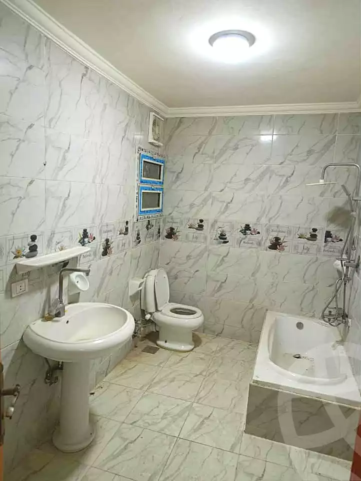 https://aqarmap.com.eg/ar/listing/6850961-for-rent-alexandria-al-agamy-lbytsh-bianchiii