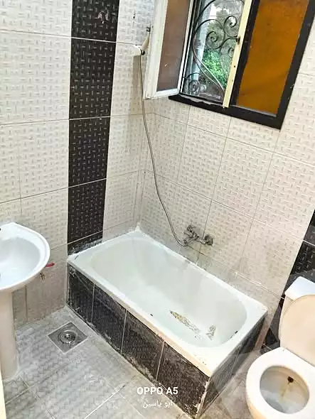 https://aqarmap.com.eg/ar/listing/6851175-for-sale-alexandria-sydy-bshr-sydy-bshr-bhry-shr-mhmwd-l-yswy