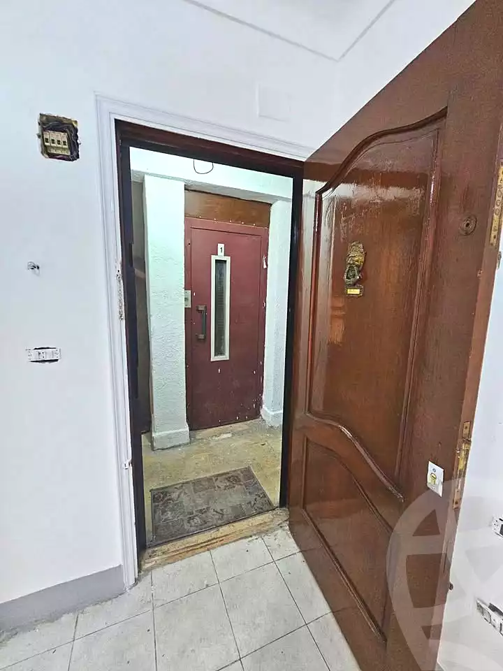 https://aqarmap.com.eg/ar/listing/6851178-for-sale-alexandria-sydy-bshr-sydy-bshr-bhry-shr-mhmwd-l-yswy