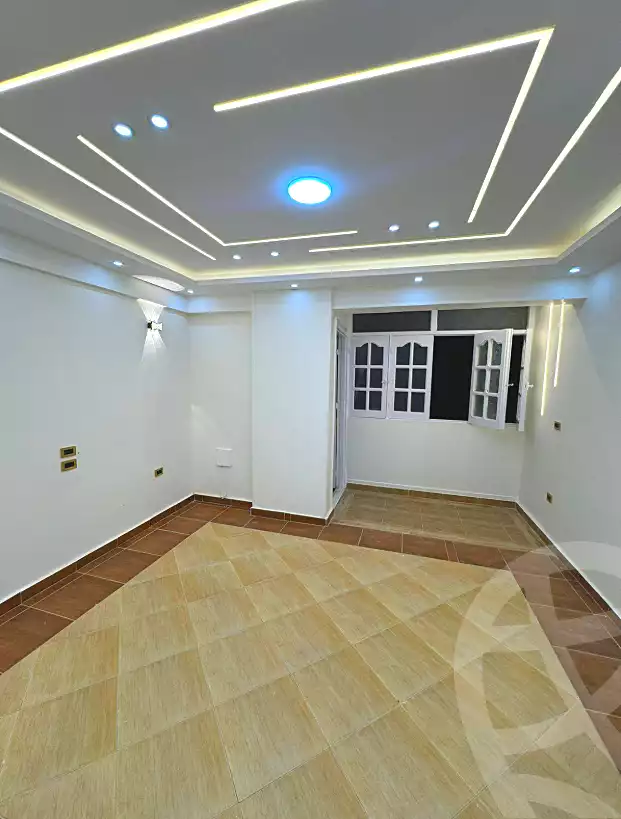 https://aqarmap.com.eg/ar/listing/6851305-for-sale-alexandria-sydy-bshr-sydy-bshr-bhry-shr-mhmwd-l-yswy