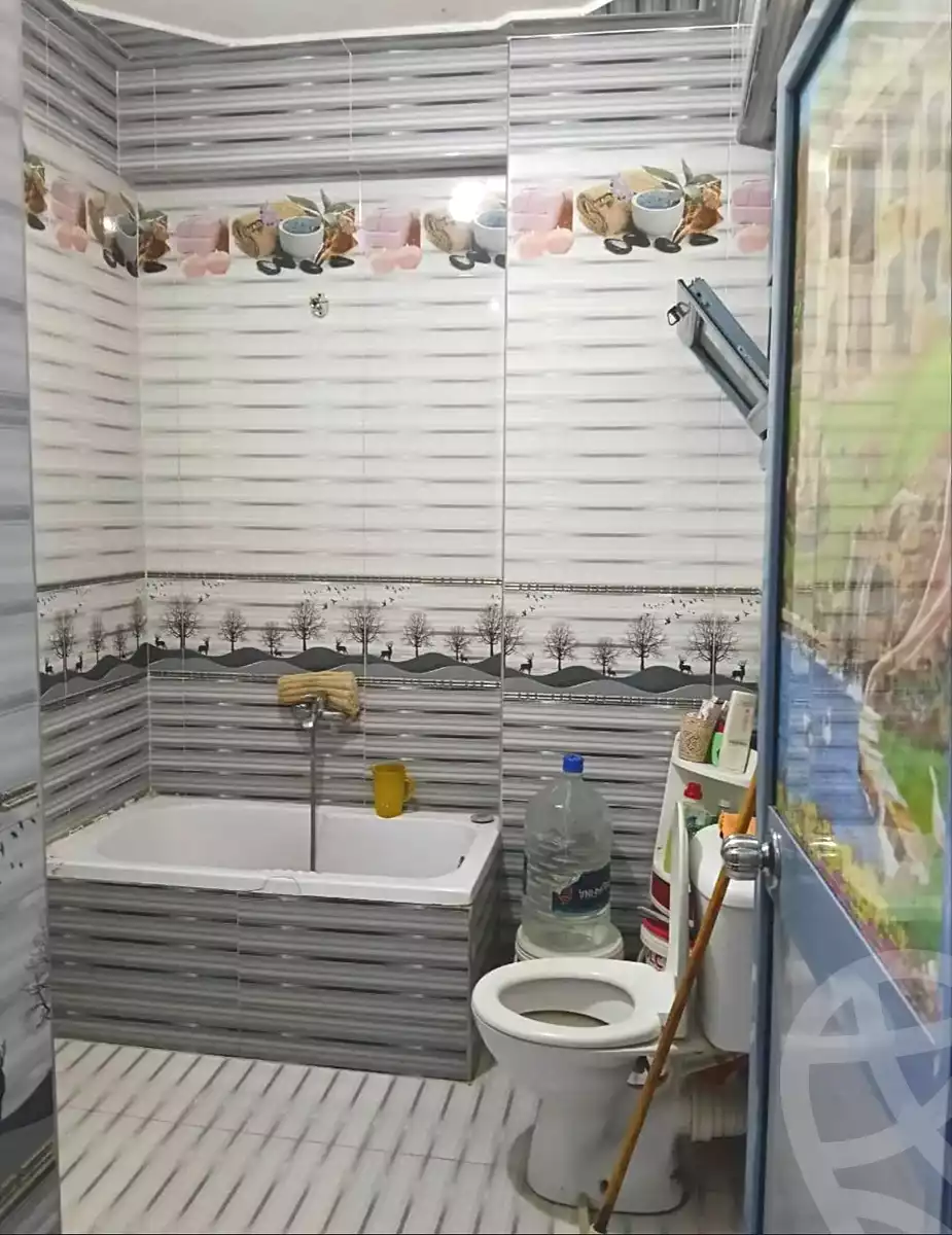 https://aqarmap.com.eg/ar/listing/6851440-for-sale-alexandria-al-agamy-el-hanouvel-el-kholafaa-el-rashdeen-st
