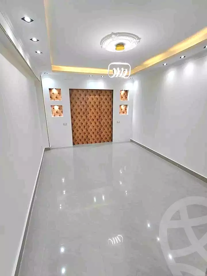 https://aqarmap.com.eg/ar/listing/6851534-for-sale-alexandria-sydy-bshr-sydy-bshr-bhry-shr-mhmwd-l-yswy
