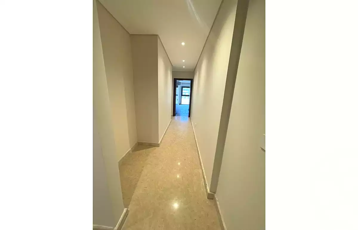 https://aqarmap.com.eg/ar/listing/6851778-for-sale-cairo-el-sheikh-zayed-city-compounds-zyd-wr-llttwyr-z-tower