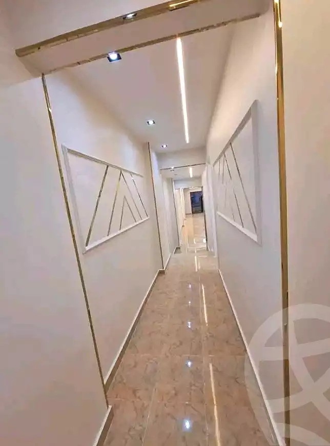 https://aqarmap.com.eg/ar/listing/6851812-for-sale-alexandria-sydy-bshr-sydy-bshr-bhry-shr-mhmwd-l-yswy