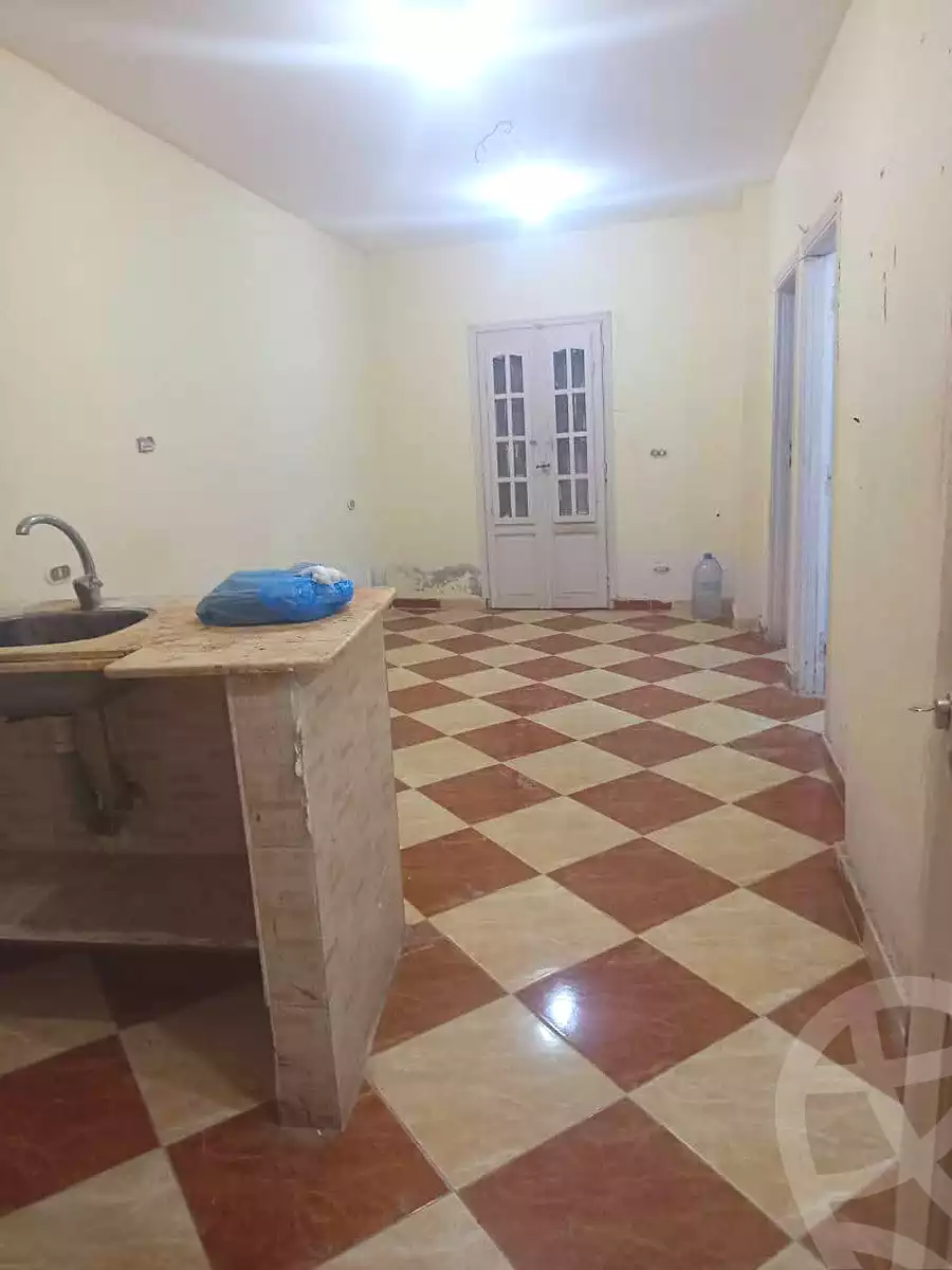 https://aqarmap.com.eg/ar/listing/6851931-for-rent-alexandria-al-agamy-el-hanouvel-el-warsha-st