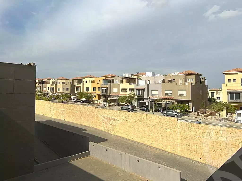 https://aqarmap.com.eg/en/listing/6851930-for-rent-cairo-6th-of-october-compounds-hyl-twn-blm-hylz-llttwyr