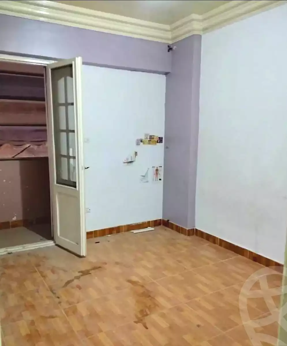 https://aqarmap.com.eg/ar/listing/6852270-for-sale-alexandria-al-agamy-el-hanouvel