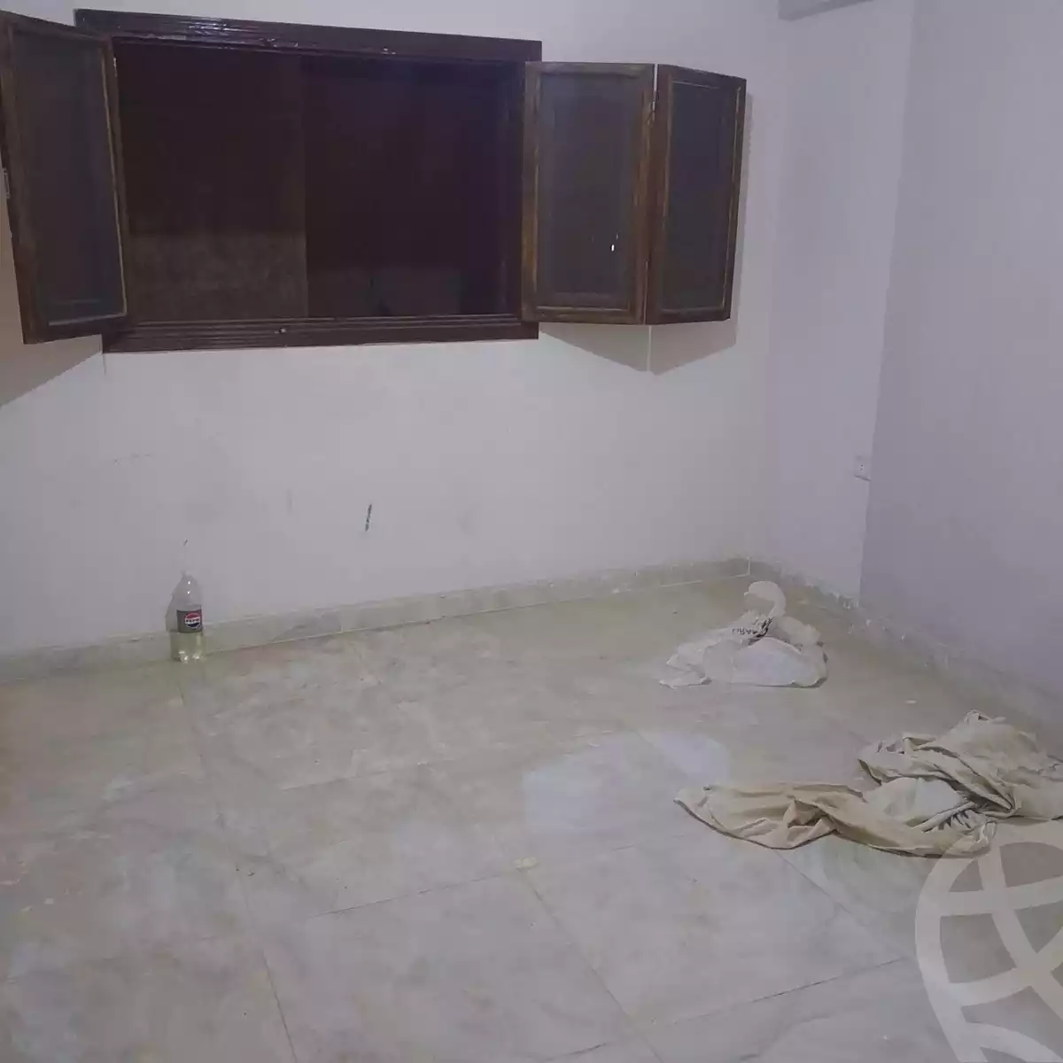 https://aqarmap.com.eg/ar/listing/6852275-for-rent-alexandria-al-agamy-el-hanouvel