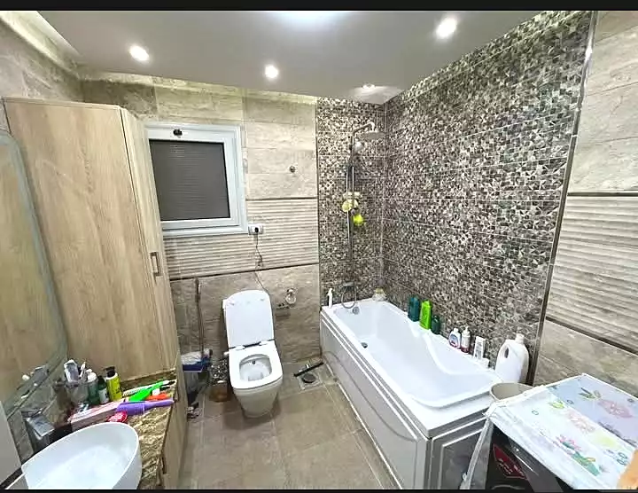 https://aqarmap.com.eg/ar/listing/6852409-for-sale-alexandria-ganaklis