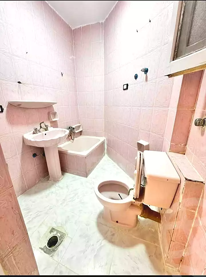 https://aqarmap.com.eg/ar/listing/6852433-for-sale-alexandria-al-agamy-shataa-el-nakheel