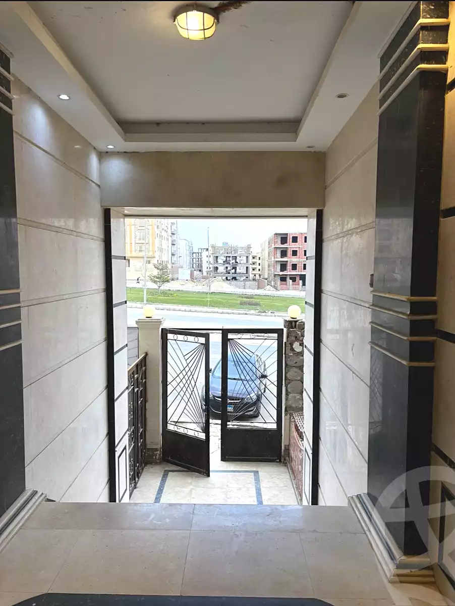 https://aqarmap.com.eg/ar/listing/6851690-for-sale-cairo-new-cairo-golden-square