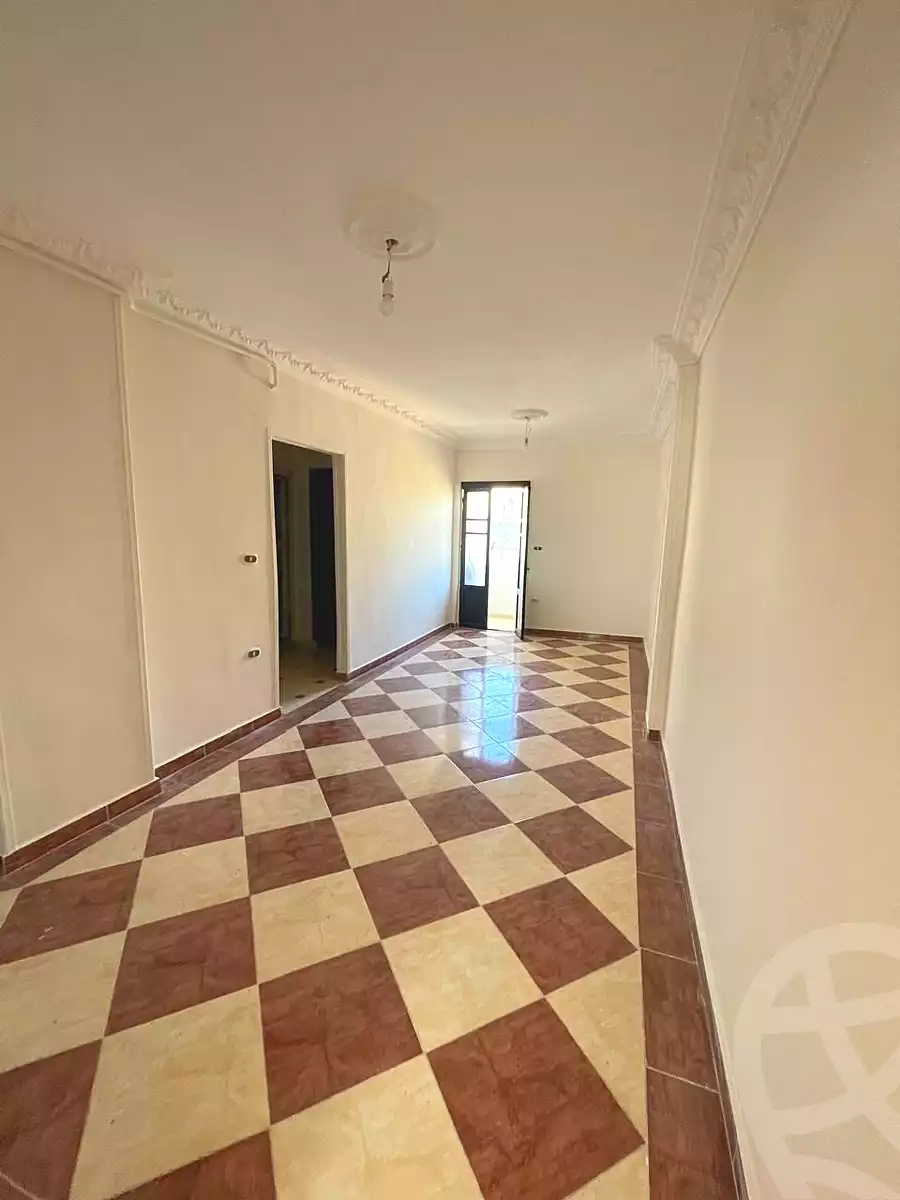 https://aqarmap.com.eg/ar/listing/6852491-for-sale-alexandria-el-asafra-shr-45
