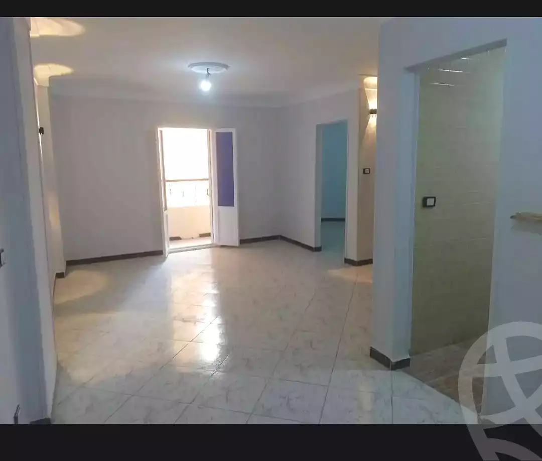 https://aqarmap.com.eg/ar/listing/6852628-for-sale-alexandria-sydy-bshr-sydy-bshr-bhry-el-fakharany-st