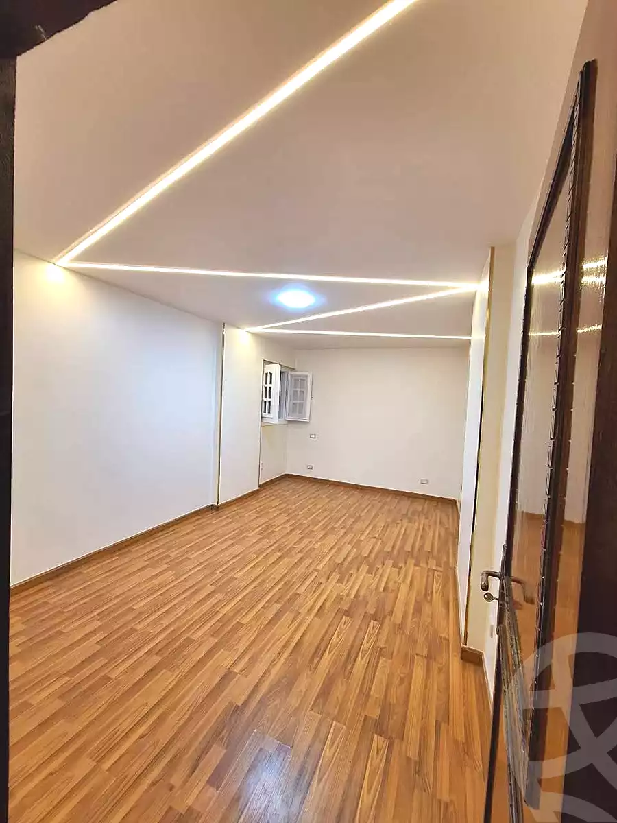 https://aqarmap.com.eg/ar/listing/6852674-for-sale-alexandria-sydy-bshr-sydy-bshr-bhry-ibrahim-el-sayed-st