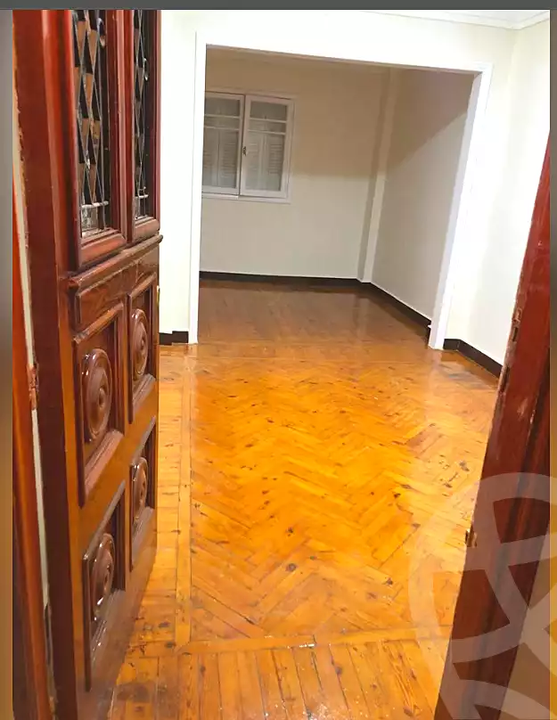 https://aqarmap.com.eg/ar/listing/6852846-for-sale-alexandria-camp-cesar-abou-quer-st