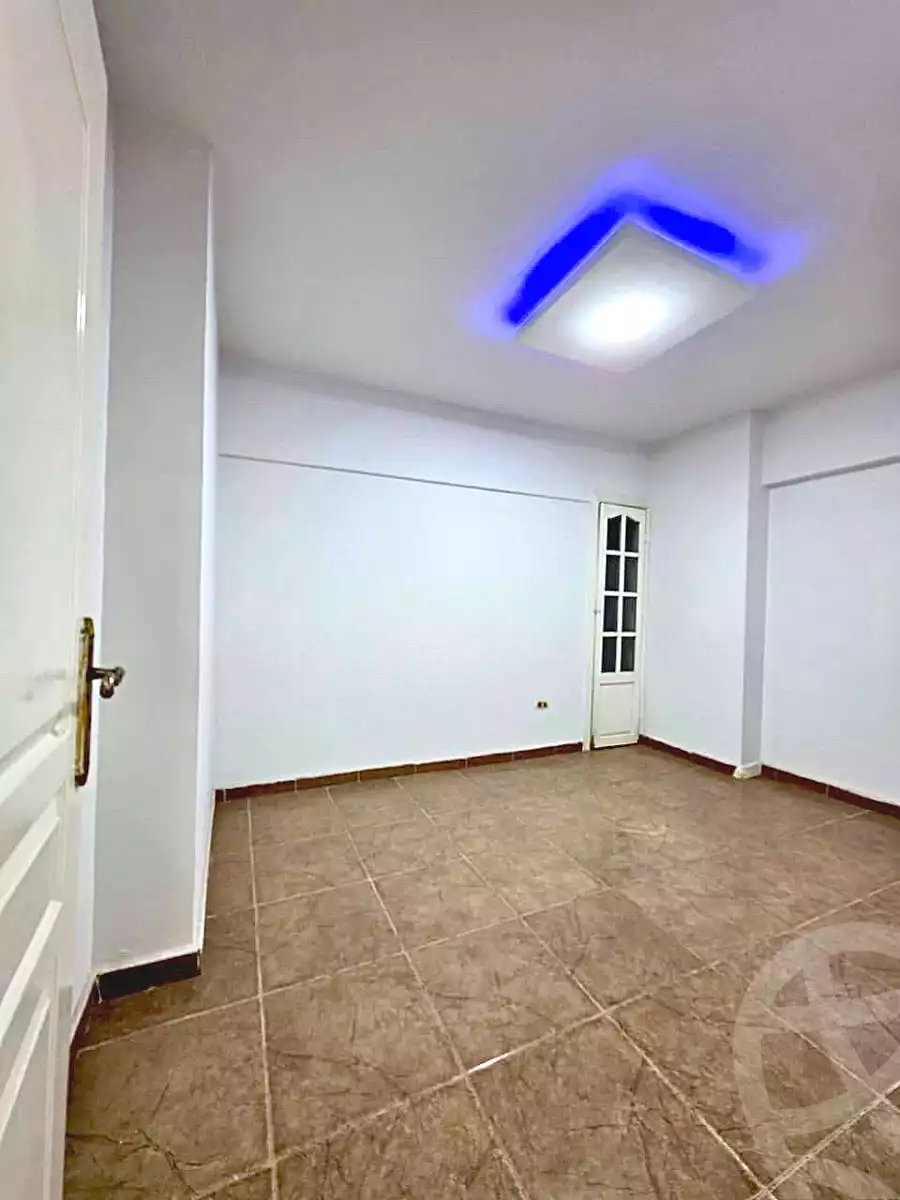 https://aqarmap.com.eg/en/listing/6852897-for-sale-alexandria-el-asafra-menaa-aghadir-st