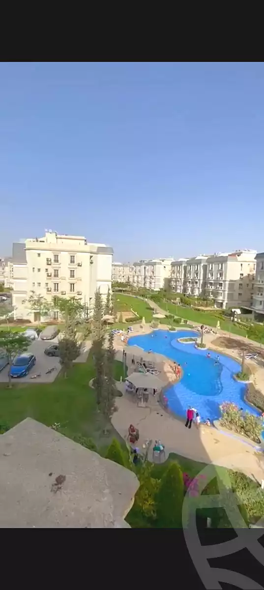 https://aqarmap.com.eg/en/listing/6853372-for-sale-cairo-new-cairo-compounds-mountain-view-hyde-park