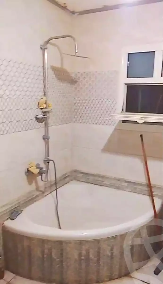 https://aqarmap.com.eg/ar/listing/6853412-for-sale-cairo-ain-shams-ain-shams-el-sharkia-fahmy-ghaly-st