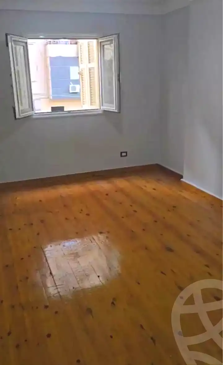 https://aqarmap.com.eg/ar/listing/6853604-for-sale-alexandria-ganaklis