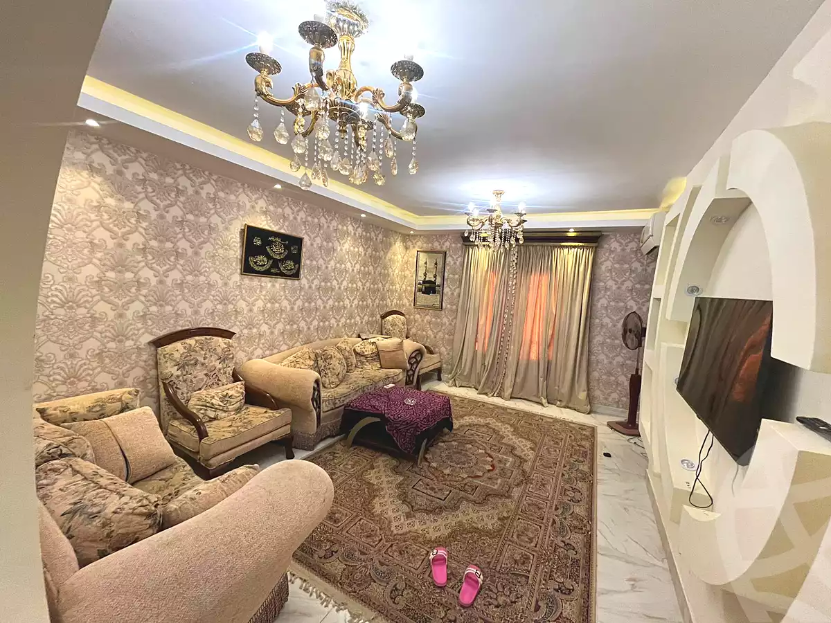 https://aqarmap.com.eg/ar/listing/6853672-for-sale-cairo-el-sheikh-zayed-city-el-hay-eltaseaa-lhy-lts