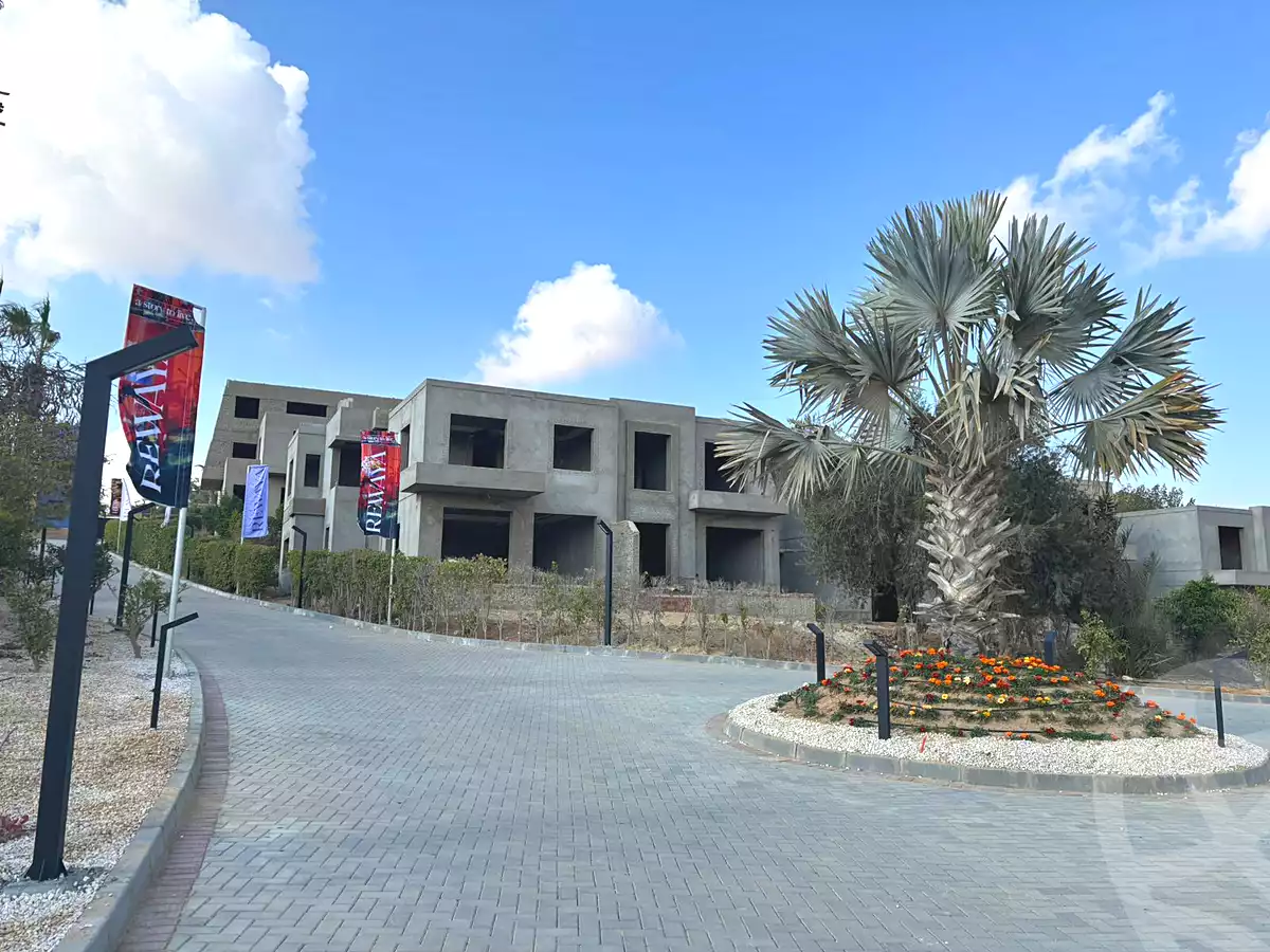 https://aqarmap.com.eg/ar/listing/6853824-for-sale-cairo-el-sheikh-zayed-city-compounds-rewaya-compound-siac