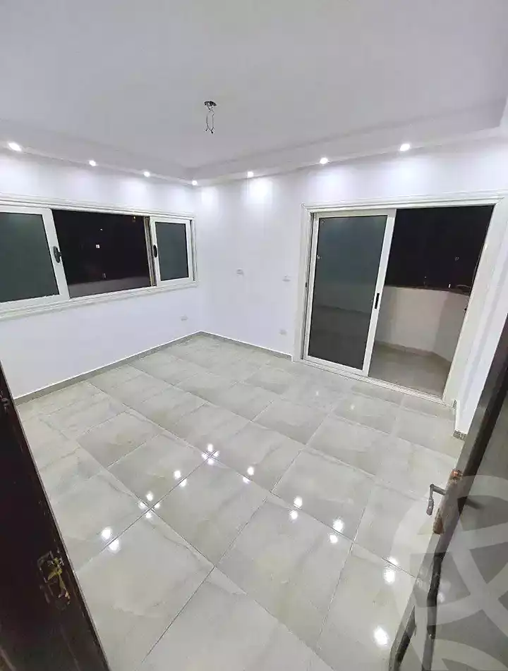 https://aqarmap.com.eg/ar/listing/6854022-for-sale-alexandria-sydy-bshr-sydy-bshr-bhry-gamal-abd-el-nasir-st