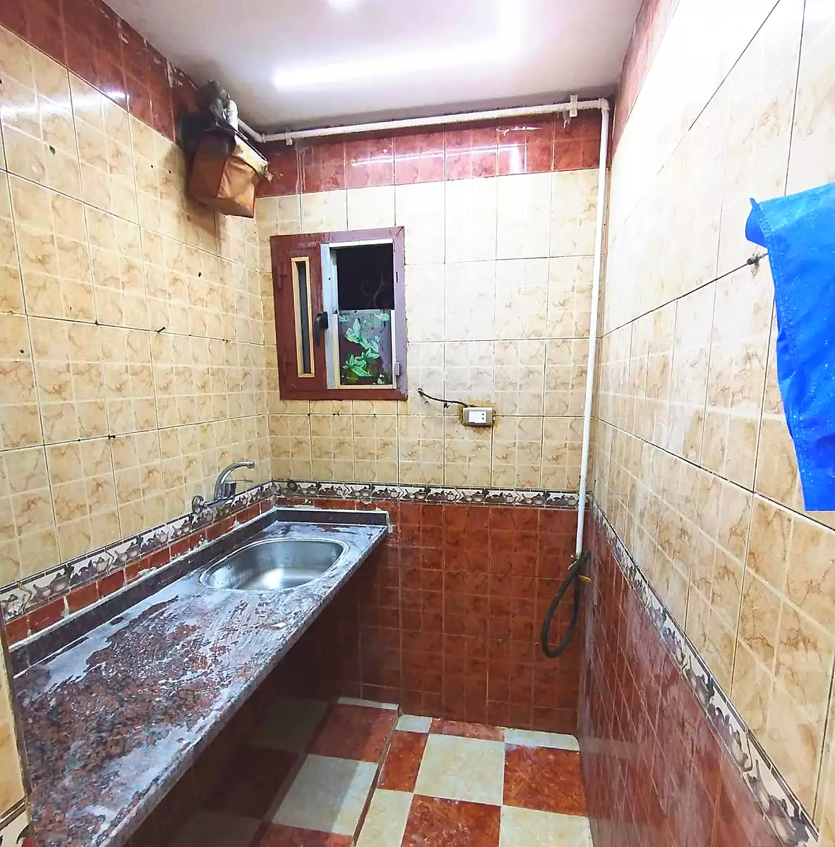 https://aqarmap.com.eg/en/listing/6854083-for-sale-alexandria-lsywf-el-falki