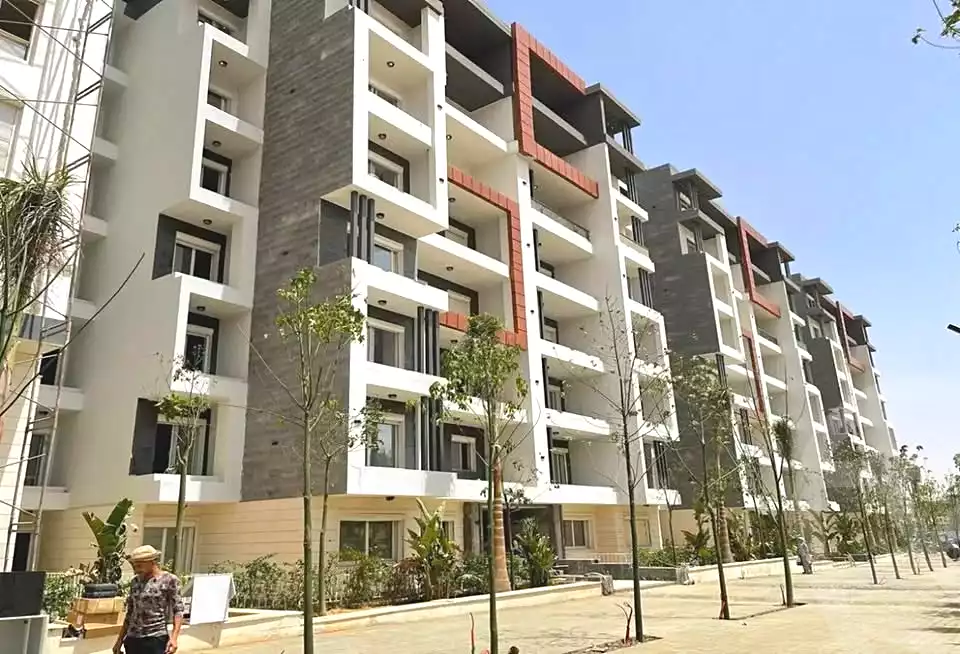 https://aqarmap.com.eg/en/listing/6854162-for-sale-cairo-new-administrative-capital-r7-la-capitale
