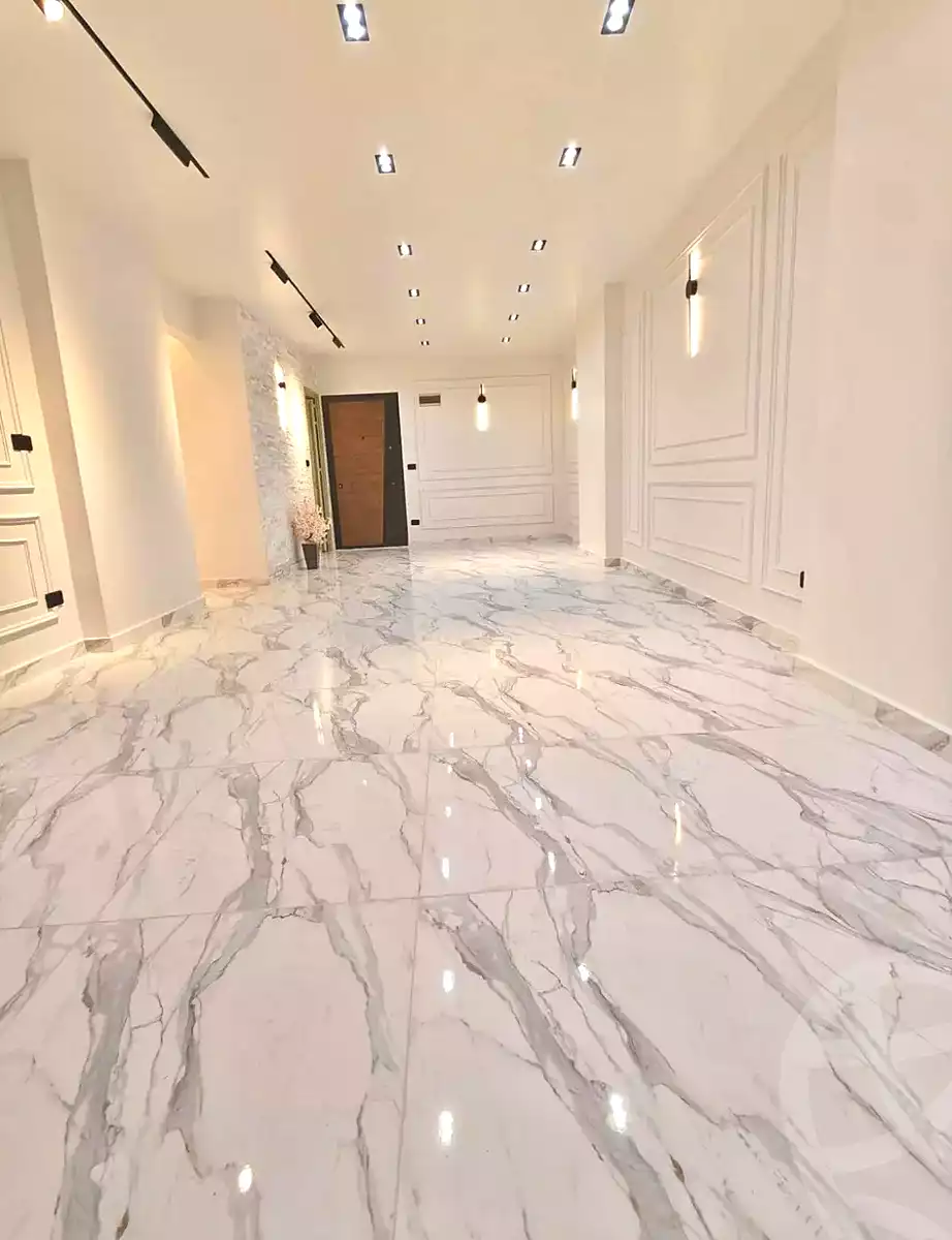 https://aqarmap.com.eg/ar/listing/6854412-for-sale-alexandria-sydy-bshr-sydy-bshr-bhry-khalil-hamada-st