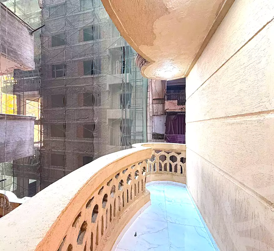 https://aqarmap.com.eg/ar/listing/6854415-for-sale-alexandria-sydy-bshr-sydy-bshr-bhry