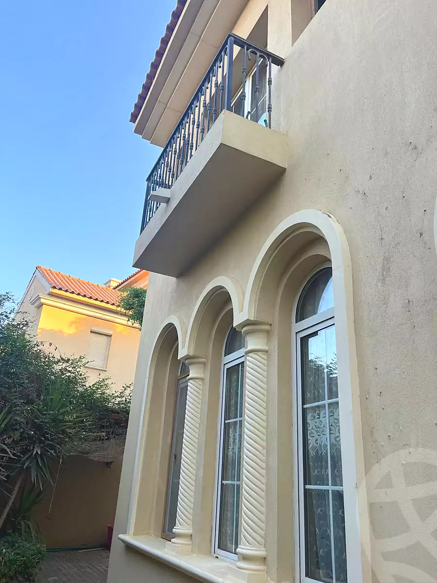 https://aqarmap.com.eg/en/listing/6854634-for-sale-cairo-new-cairo-compounds-hyde-park-park-corner-hyde-park