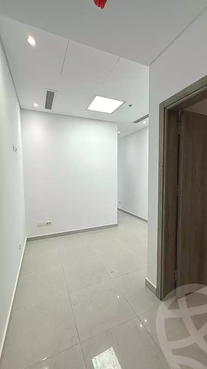https://aqarmap.com.eg/ar/listing/6854614-for-rent-cairo-new-cairo-shr-mjm-lbnwk