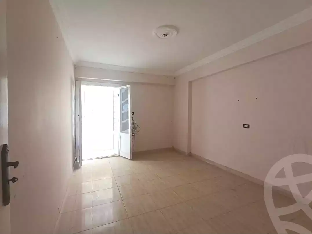 https://aqarmap.com.eg/en/listing/6854726-for-sale-alexandria-camp-cesar-abd-el-moneim-sanad-st