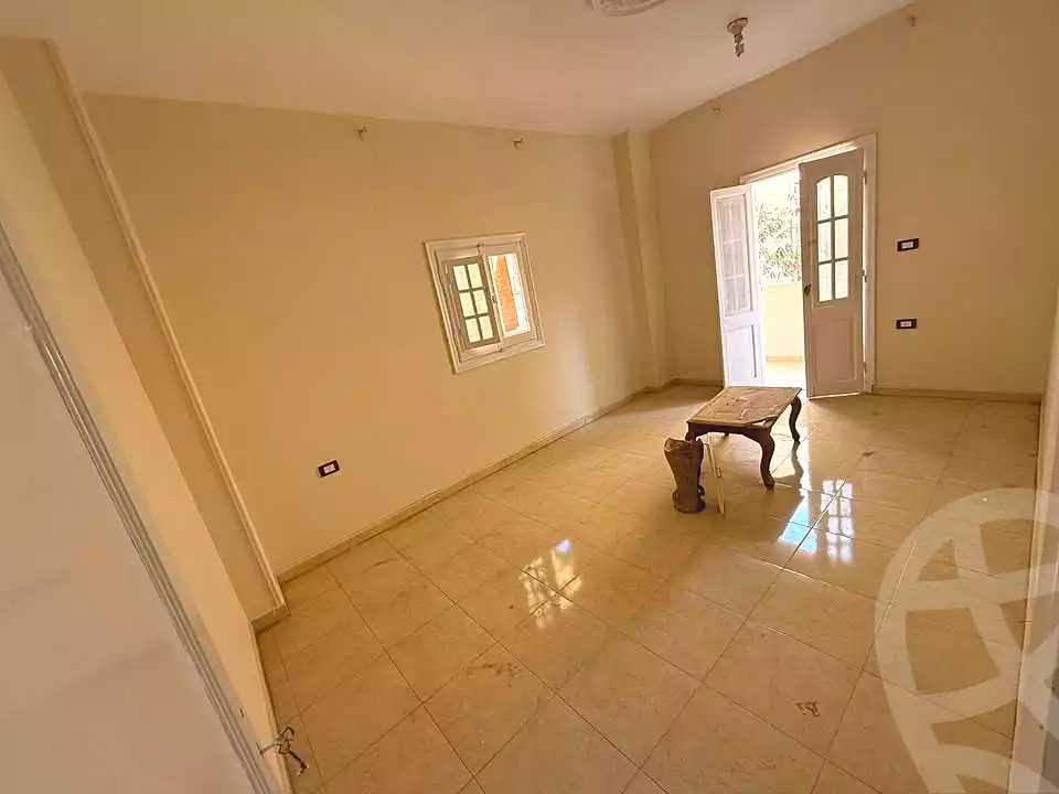 https://aqarmap.com.eg/ar/listing/6854753-for-sale-cairo-15th-of-may-Neighbourhood 10