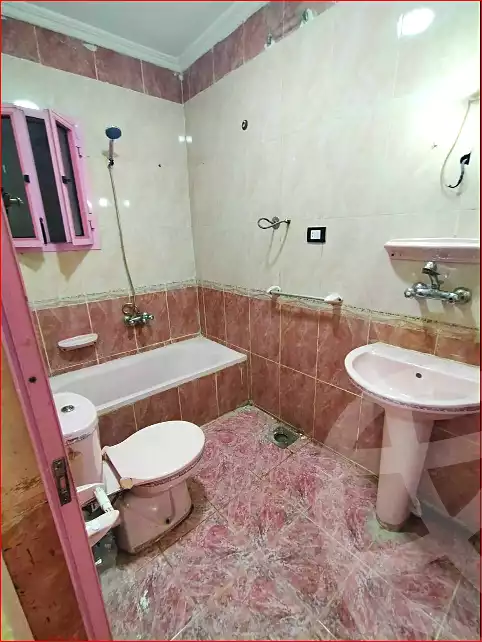 https://aqarmap.com.eg/en/listing/6854830-for-sale-alexandria-lsywf-el-falki