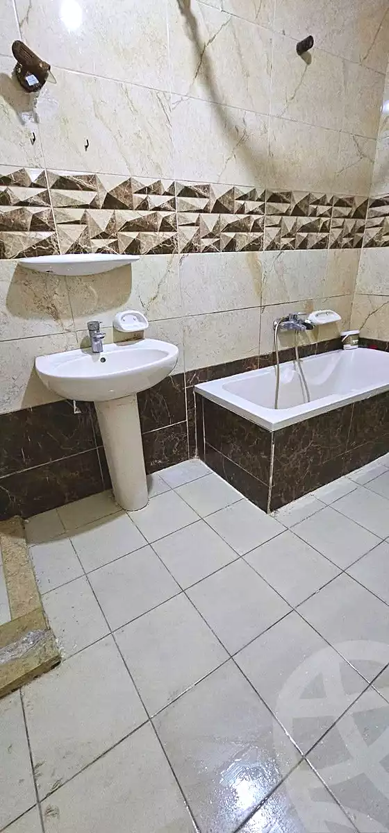 https://aqarmap.com.eg/ar/listing/6854887-for-sale-alexandria-al-agamy-lbytsh