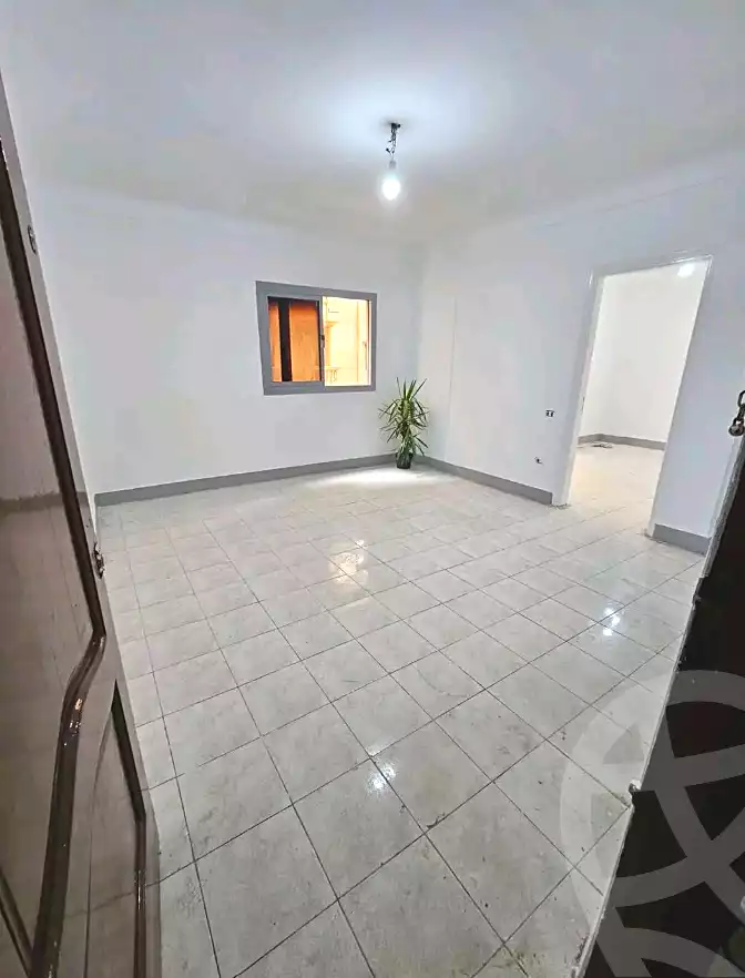 https://aqarmap.com.eg/ar/listing/6854943-for-sale-alexandria-sydy-bshr-sydy-bshr-bhry-amr-el-nogomy-st