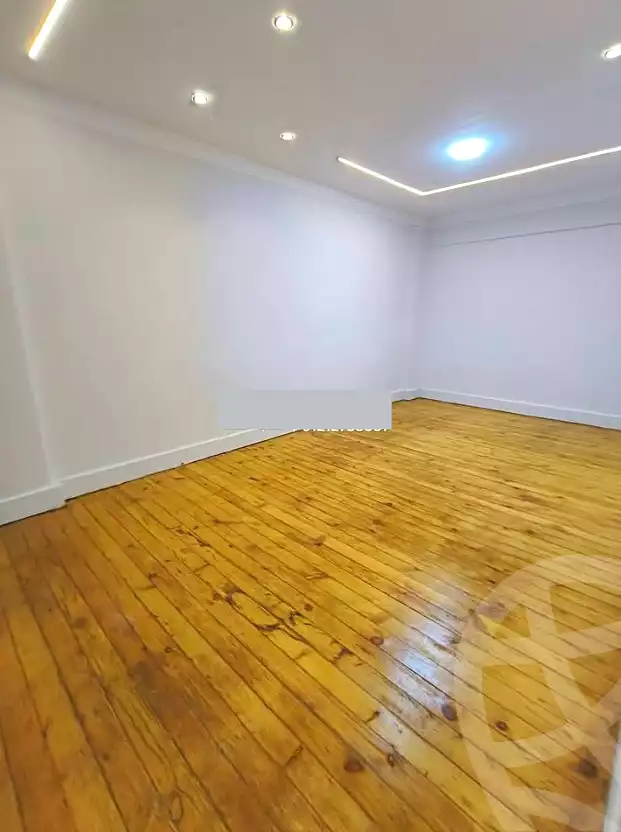 https://aqarmap.com.eg/en/listing/6855000-for-sale-alexandria-lsywf-shamaa