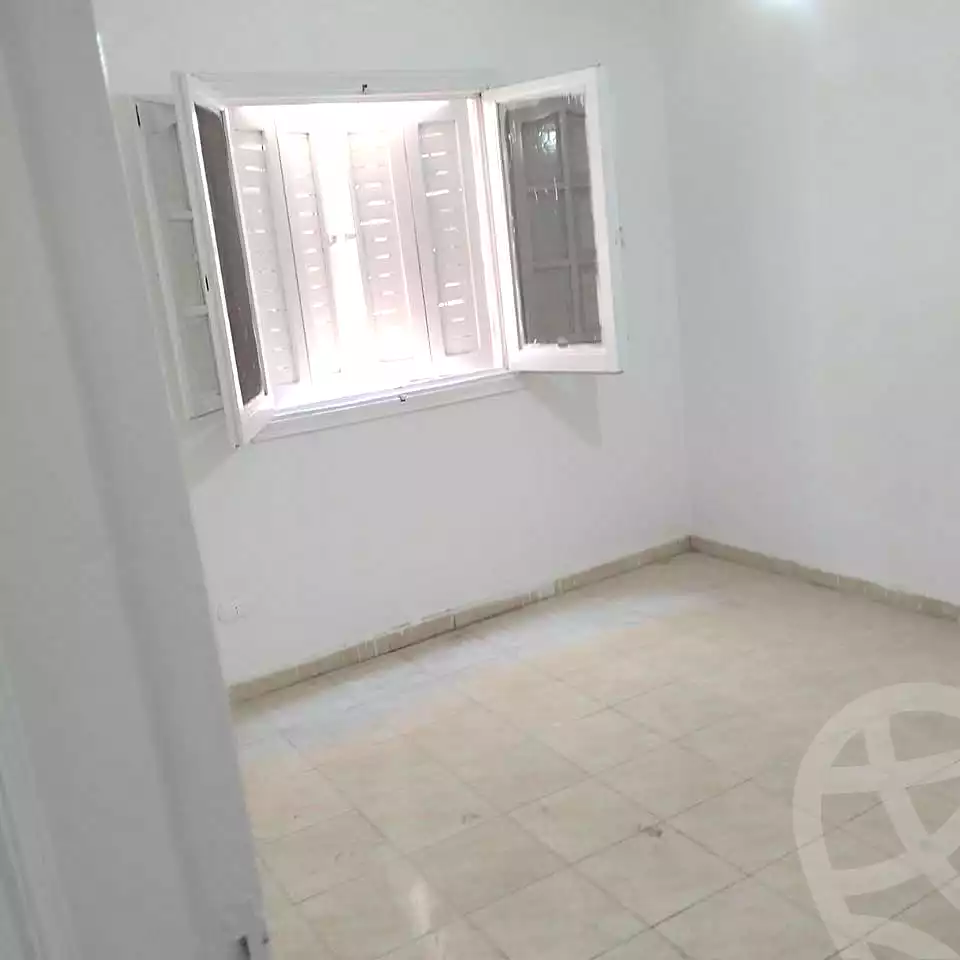 https://aqarmap.com.eg/en/listing/6855939-for-sale-alexandria-al-agamy-el-hanouvel-al-asdakaa-st