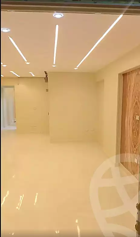 https://aqarmap.com.eg/ar/listing/6856212-for-sale-alexandria-sydy-bshr-sydy-bshr-bhry-gamal-abd-el-nasir-st