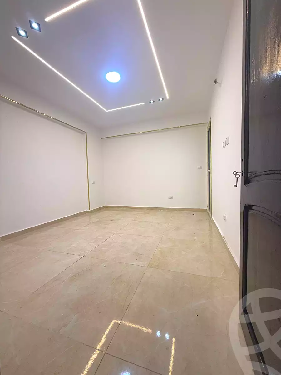 https://aqarmap.com.eg/ar/listing/6856295-for-sale-alexandria-sydy-bshr-sydy-bshr-bhry