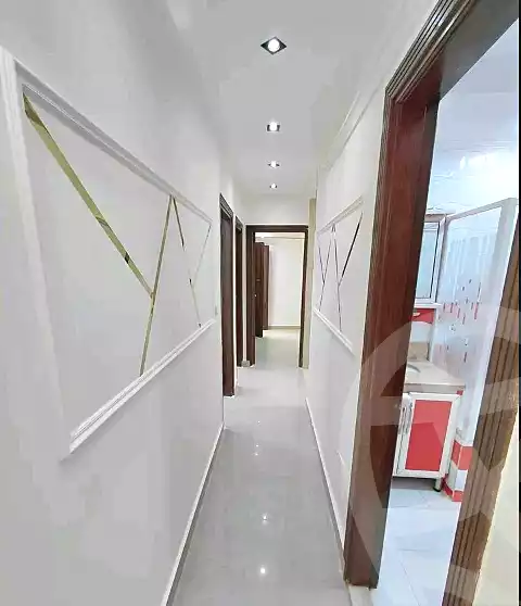https://aqarmap.com.eg/ar/listing/6856557-for-sale-alexandria-sydy-bshr-sydy-bshr-bhry-street-15