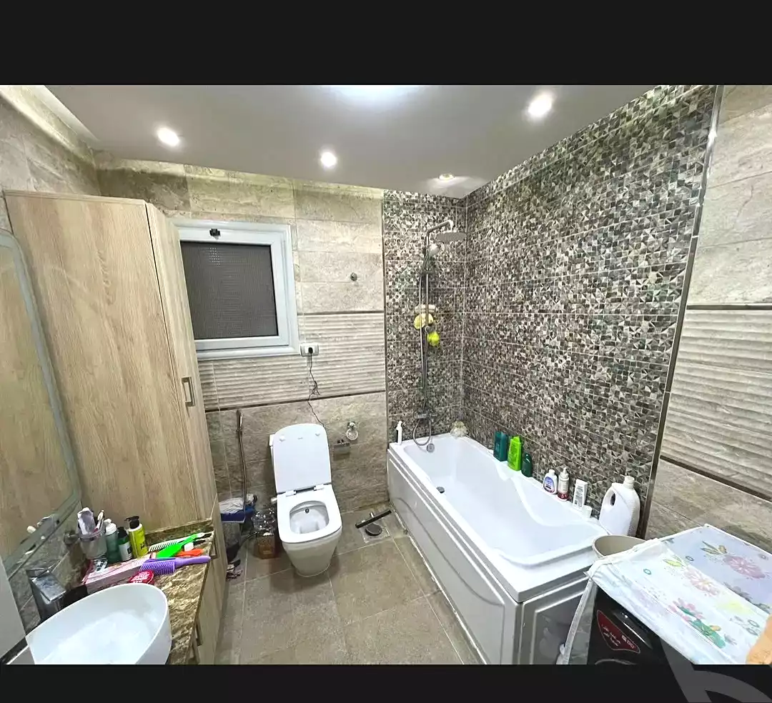 https://aqarmap.com.eg/en/listing/6856665-for-sale-alexandria-ganaklis