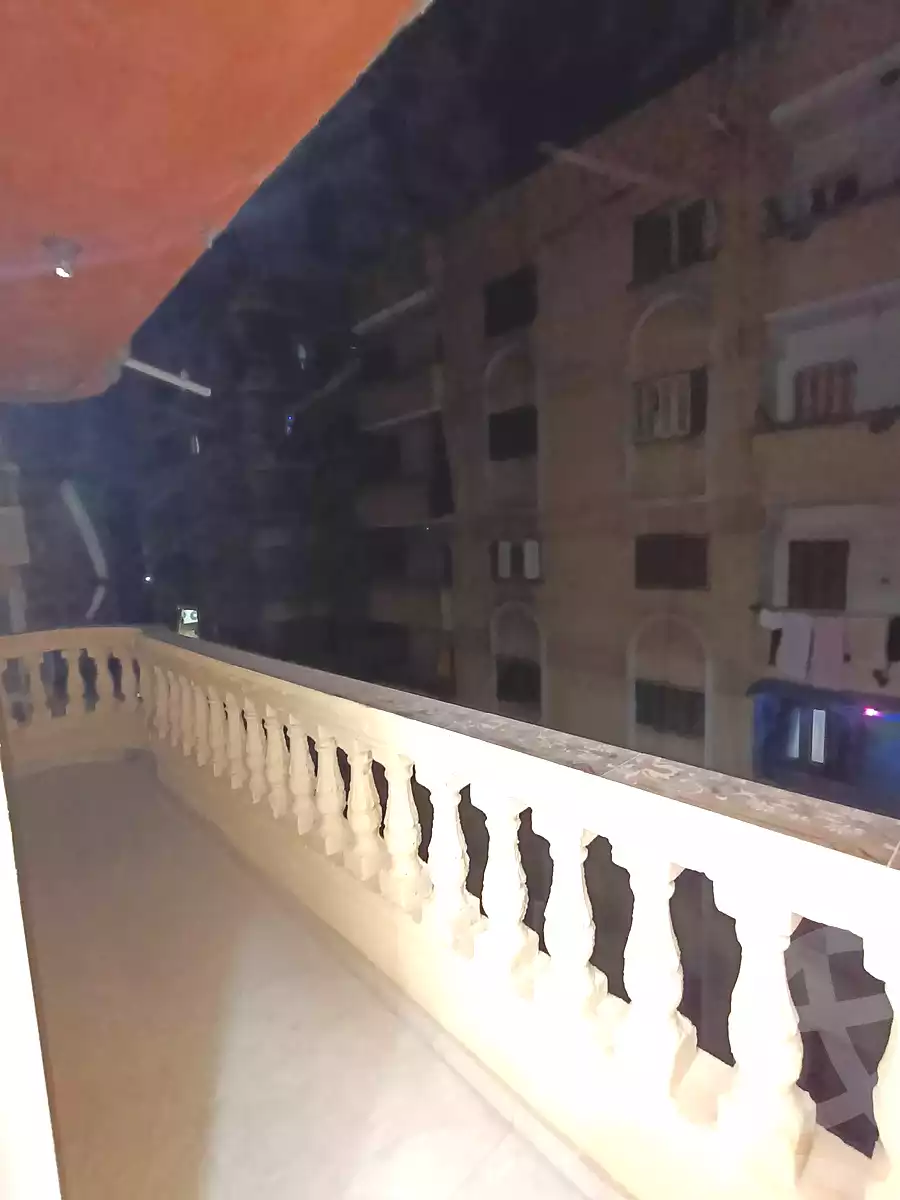 https://aqarmap.com.eg/ar/listing/6856663-for-sale-alexandria-lsywf-el-falki