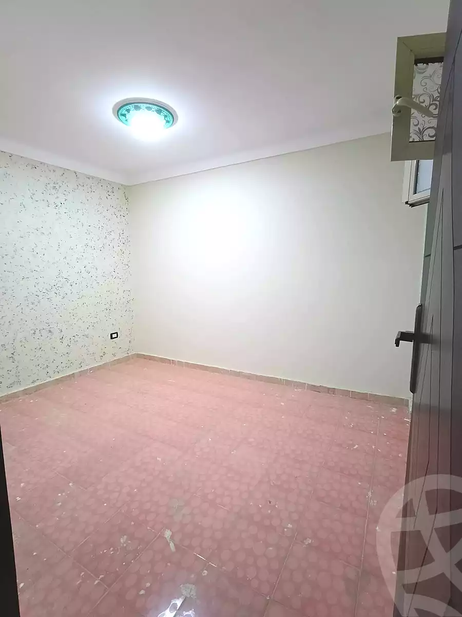https://aqarmap.com.eg/en/listing/6856868-for-sale-alexandria-lsywf-el-falki