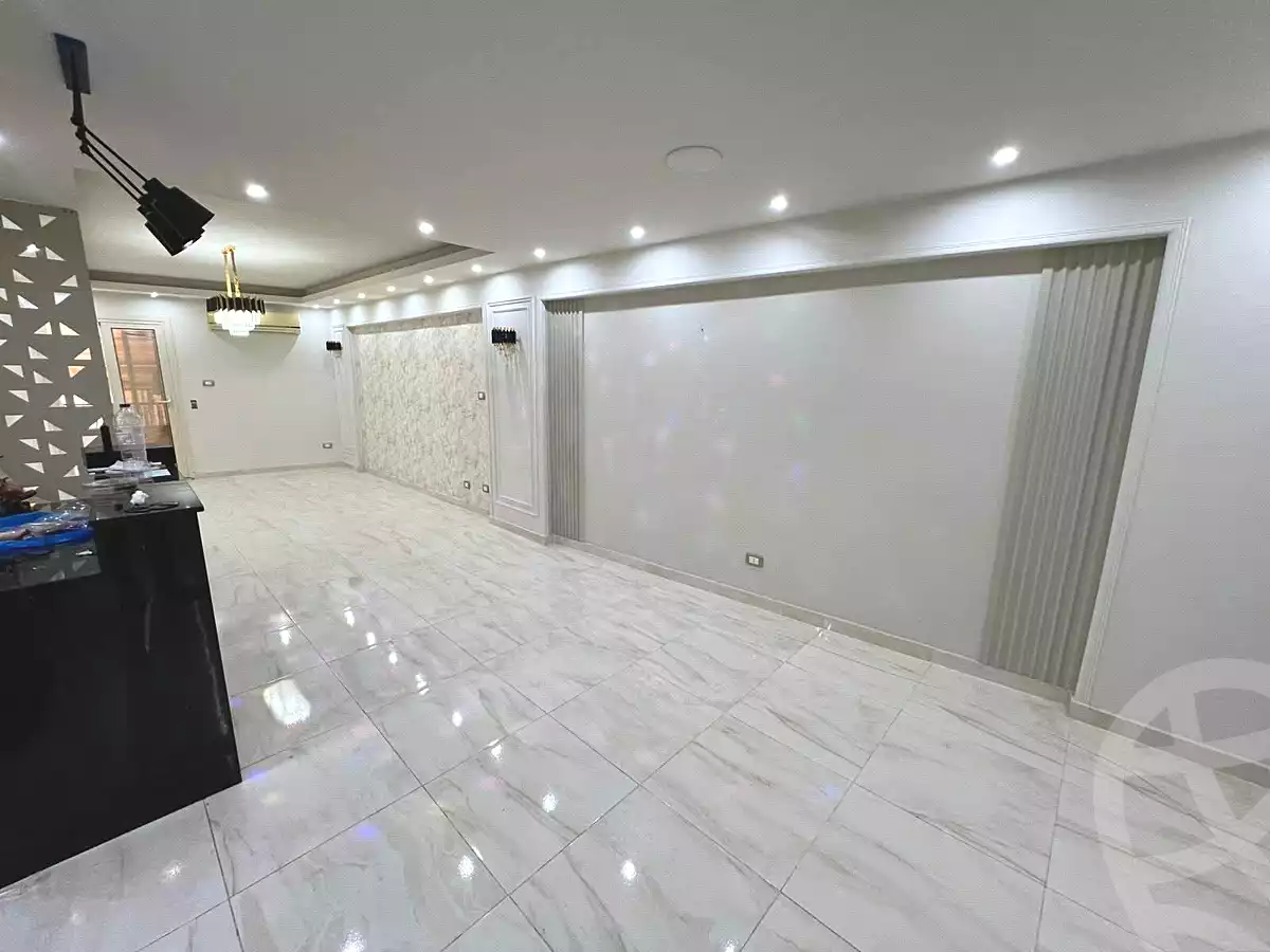 https://aqarmap.com.eg/ar/listing/6856883-for-sale-alexandria-ganaklis