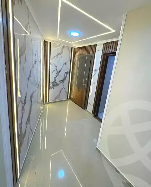https://aqarmap.com.eg/ar/listing/6857104-for-sale-alexandria-sydy-bshr-sydy-bshr-bhry-shr-mhmwd-l-yswy