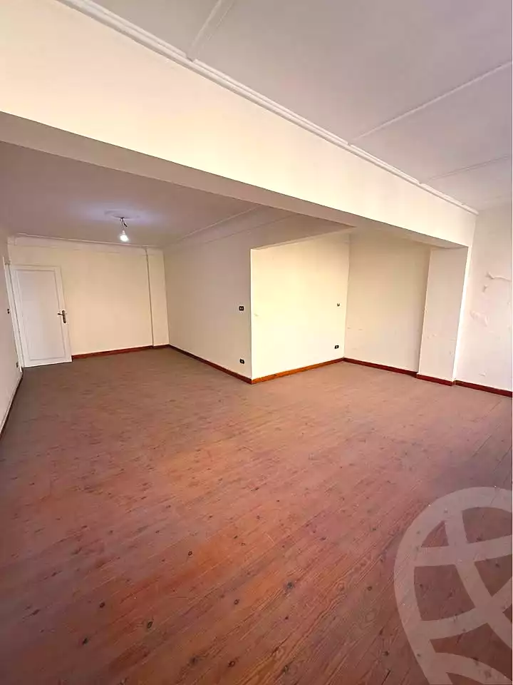 https://aqarmap.com.eg/ar/listing/6857334-for-sale-alexandria-el-asafra-ahmed-tiesser-st
